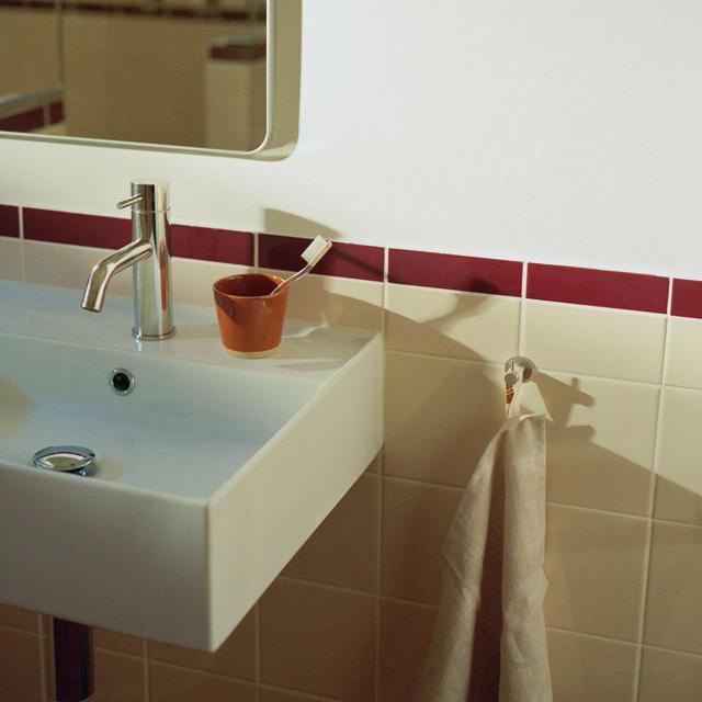 Badeværelsesmøbel fra INR med spejl